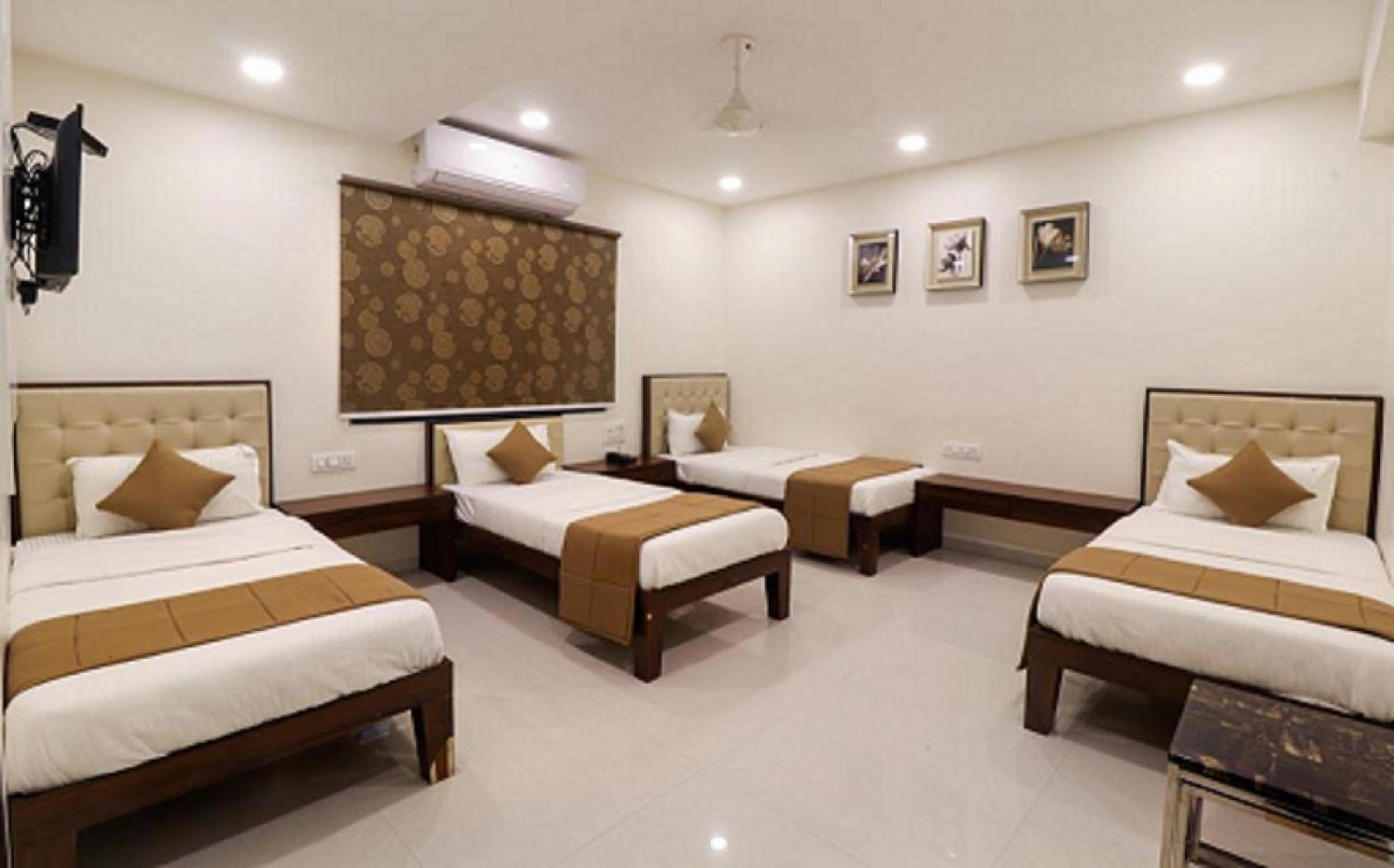 Royal Inn Hotel Ambaji Extérieur photo