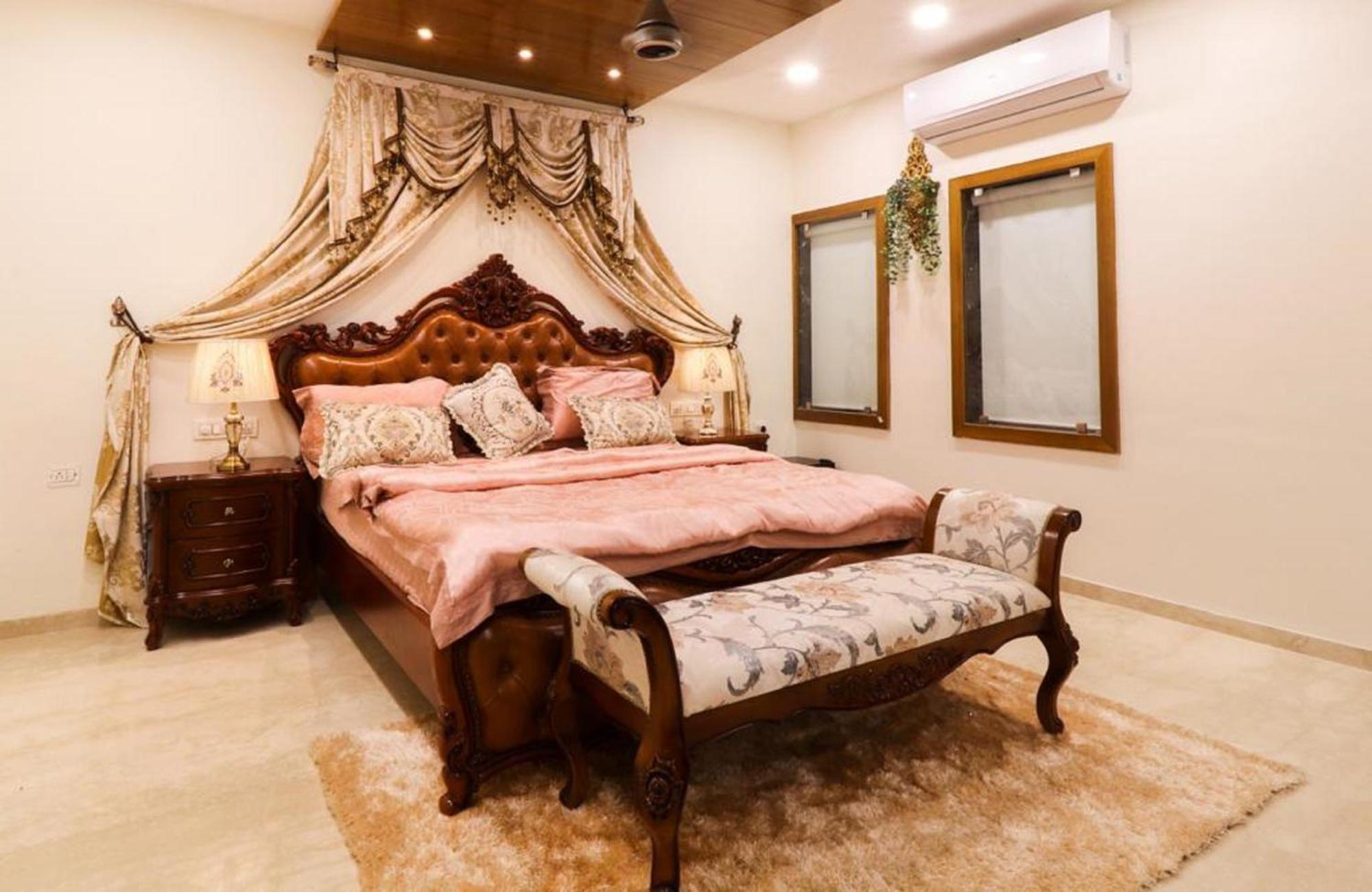 Royal Inn Hotel Ambaji Extérieur photo