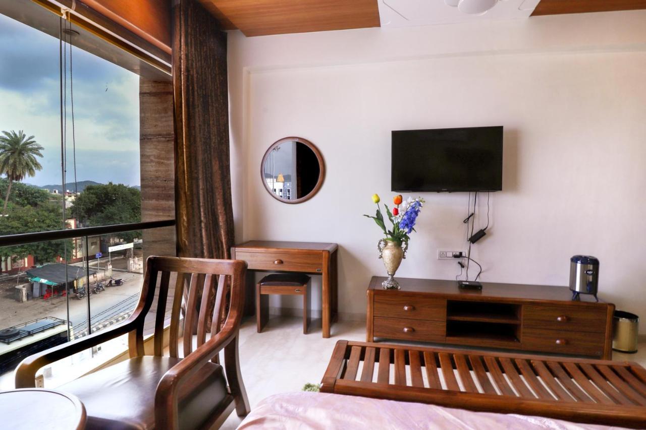 Royal Inn Hotel Ambaji Extérieur photo
