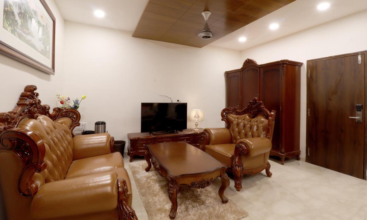 Royal Inn Hotel Ambaji Extérieur photo